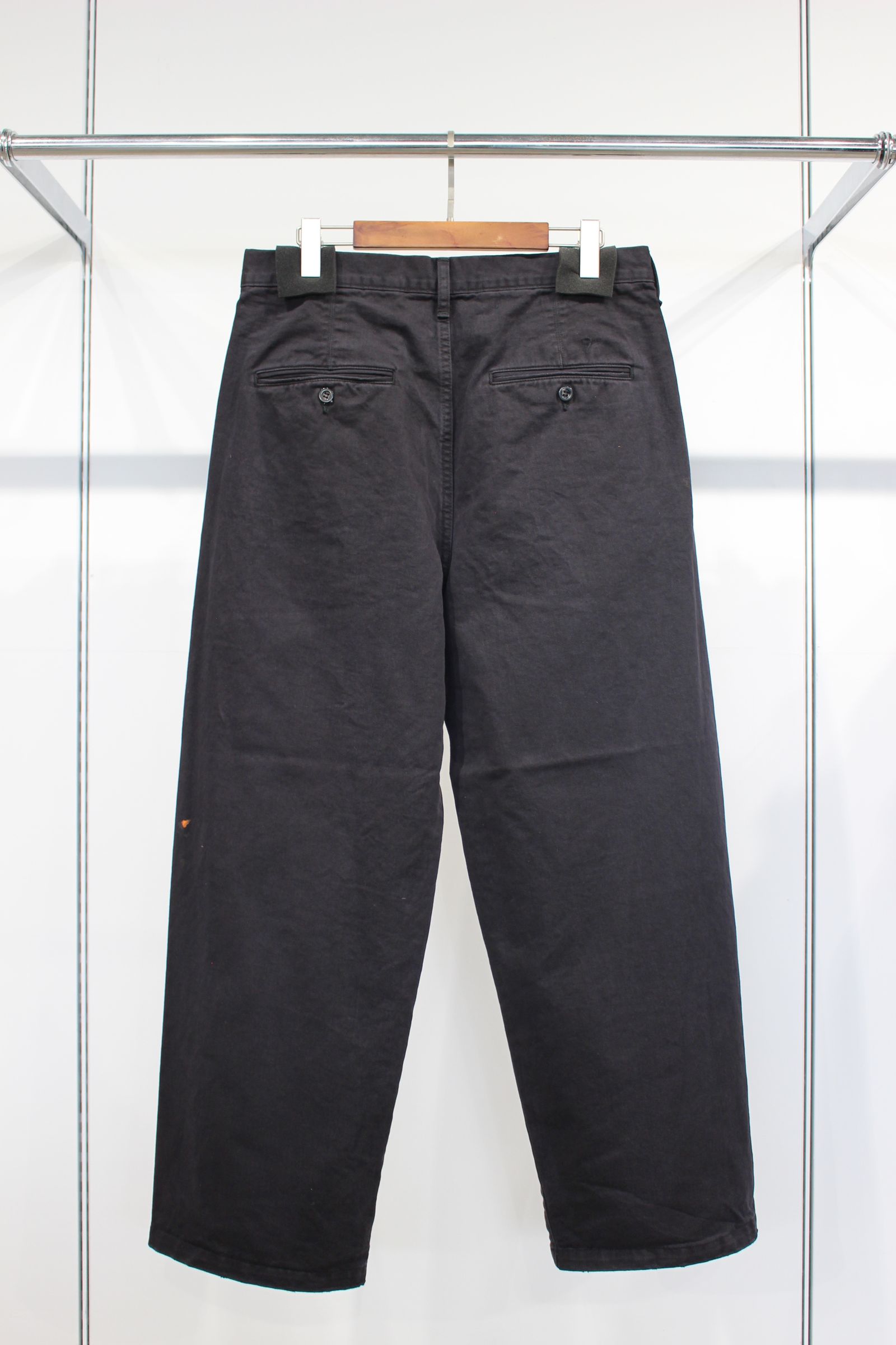 ANCELLM - PAINT CHINO TROUSERS | IVORY | チノ | NapsNote