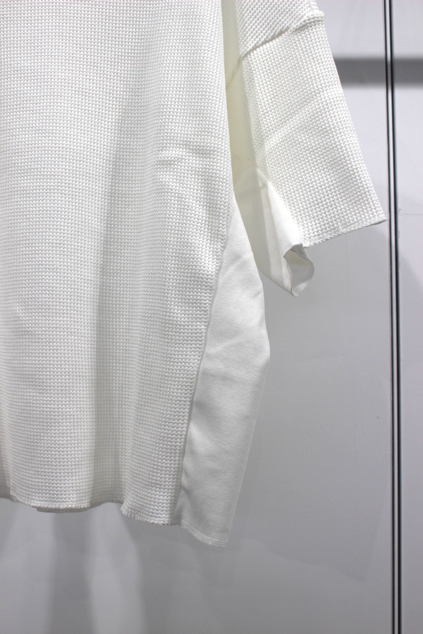 WAFFLE OVERSIZED T-SHIRT | WHITE | カットソー