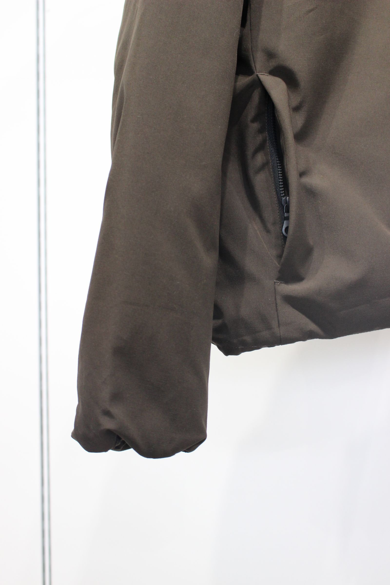 WEATHER CLOTH DOWN BLOUSON | DARK BROWN | ダウンジャケット