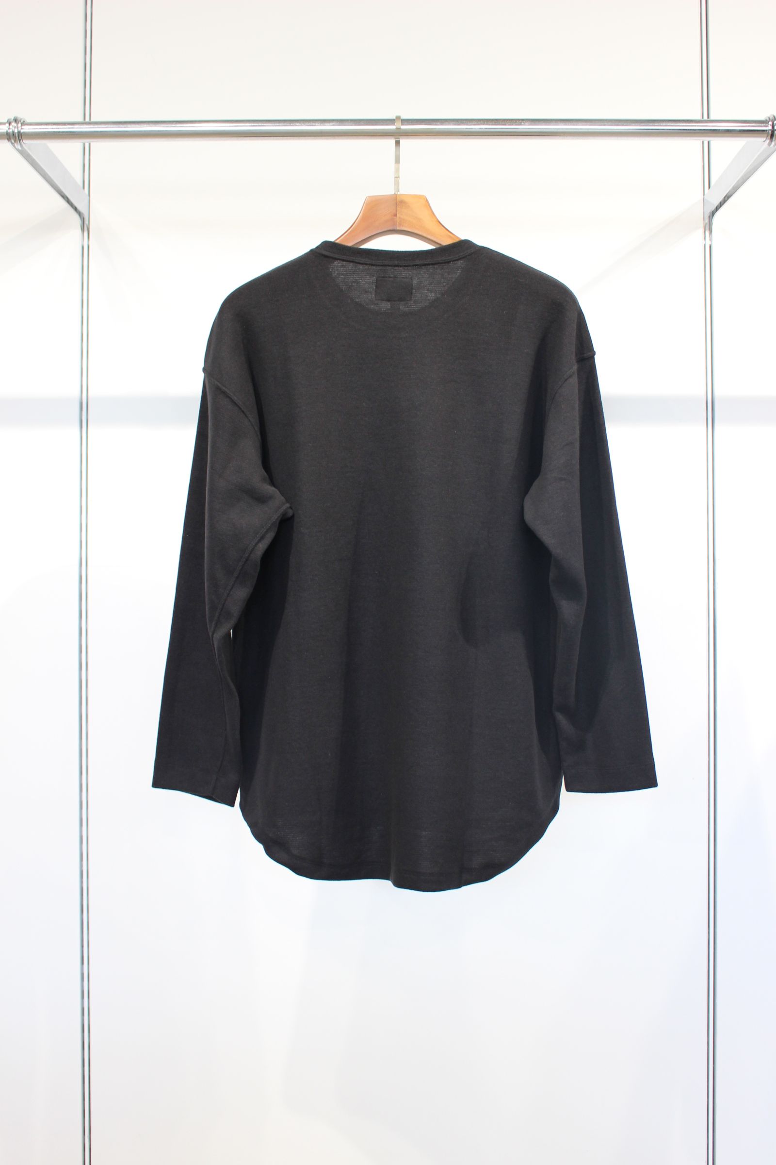 PREMIEREWARM L/S TEE (crew-neck) | BLACK | カットソー