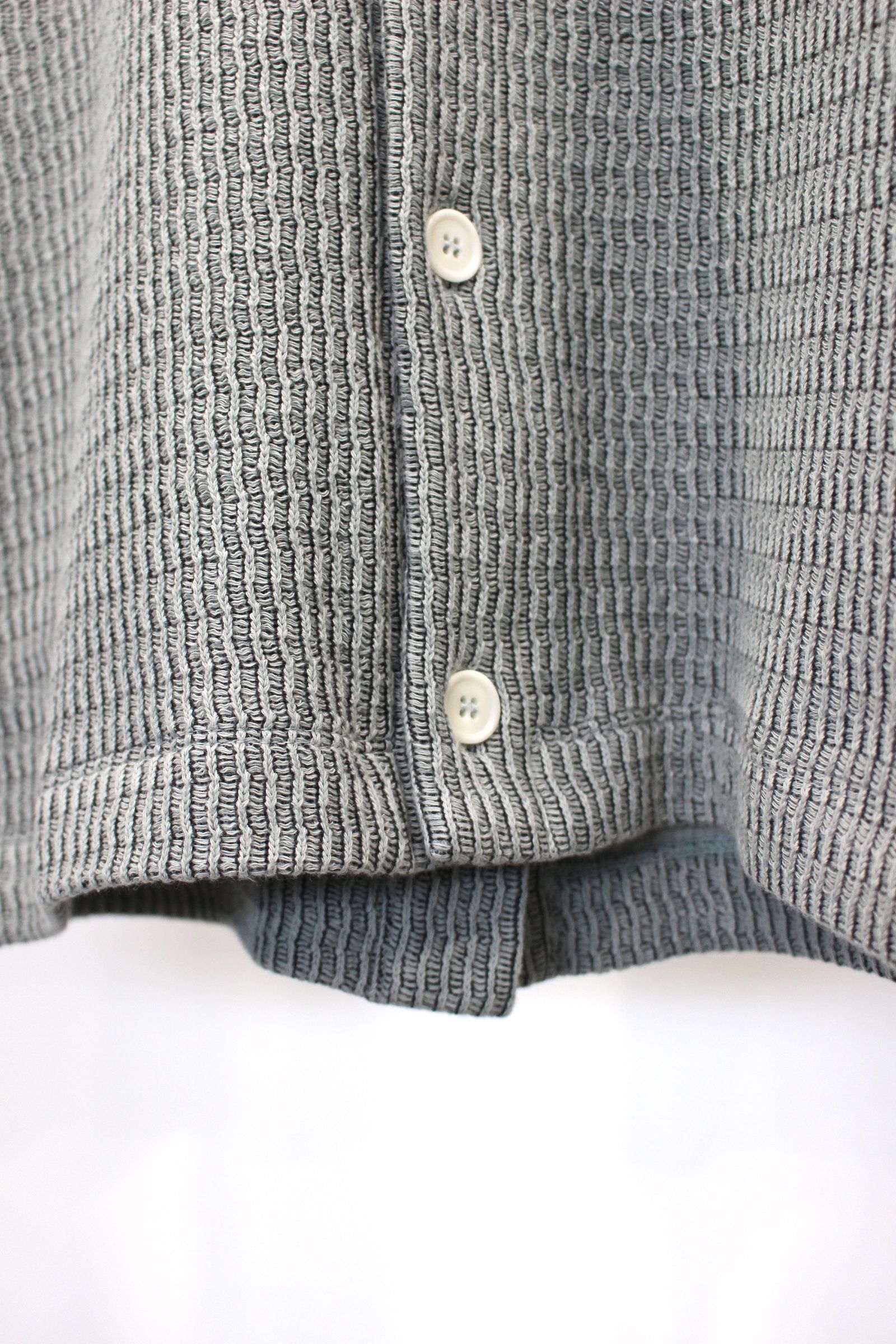 [ラスト1点] 3D WAFFLE CARDIGAN | CHOCOMINT | カットソー