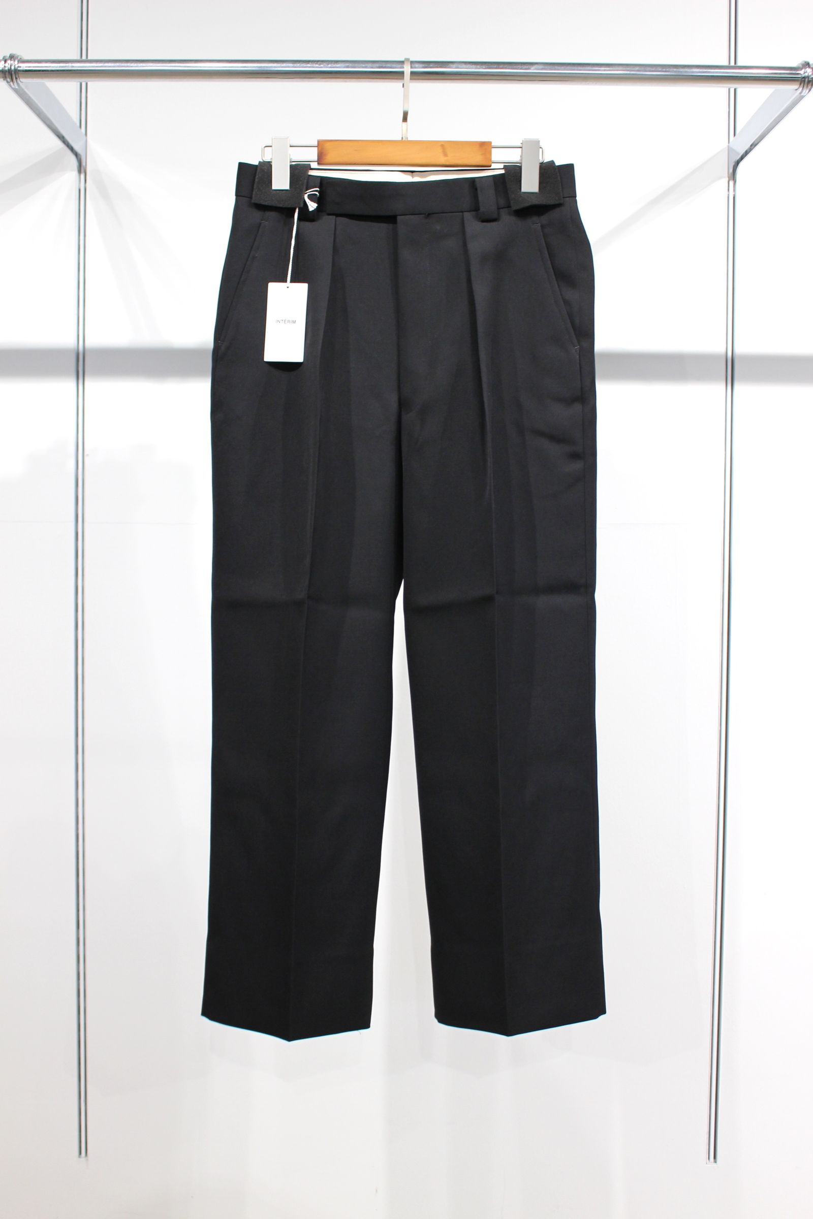 PURE BLACK WOOL GABERDINE 1-TUCK BAGGY SLACKS 