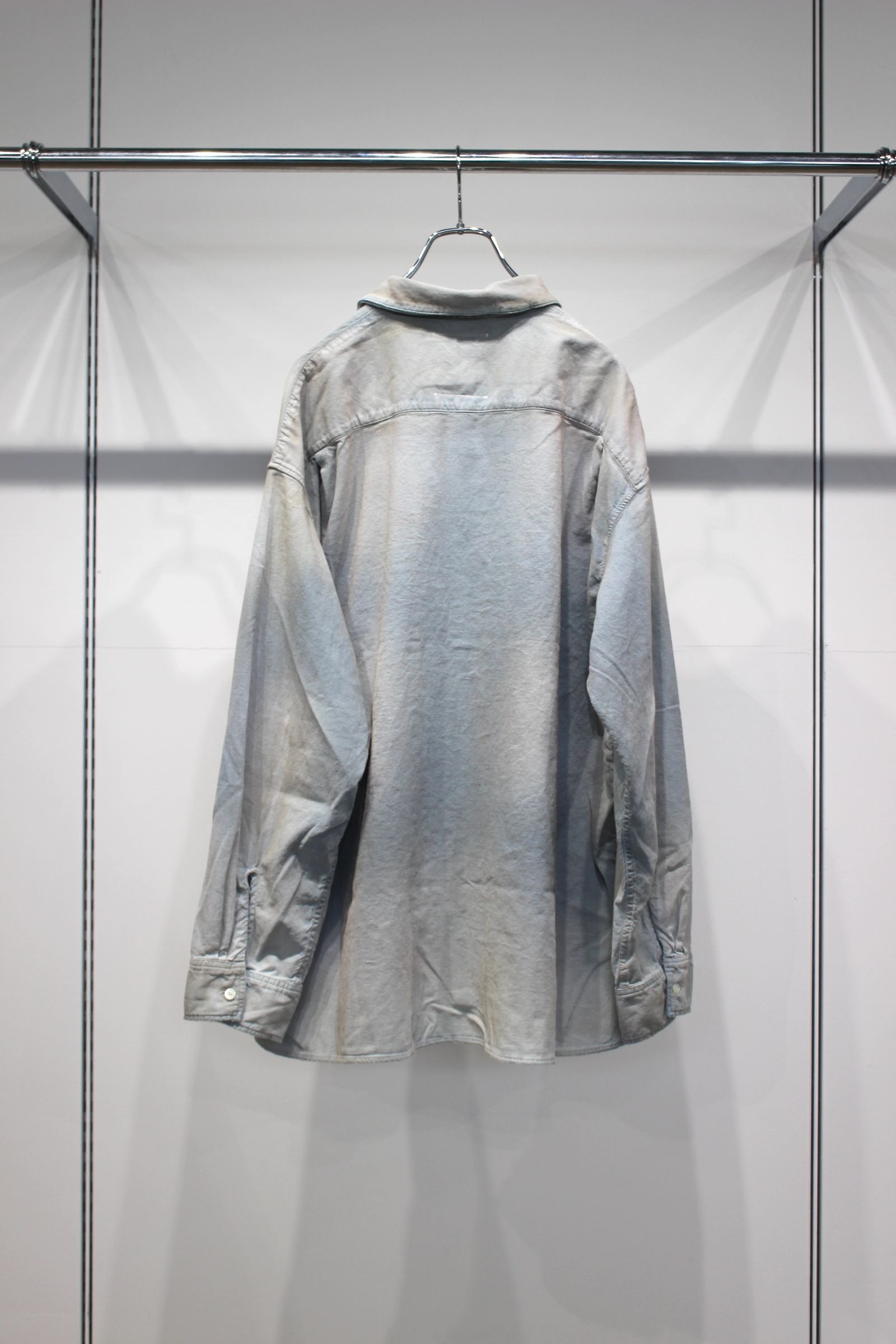 BRUSHSTROKE AGING SHIRT | INDIGO | シャツ
