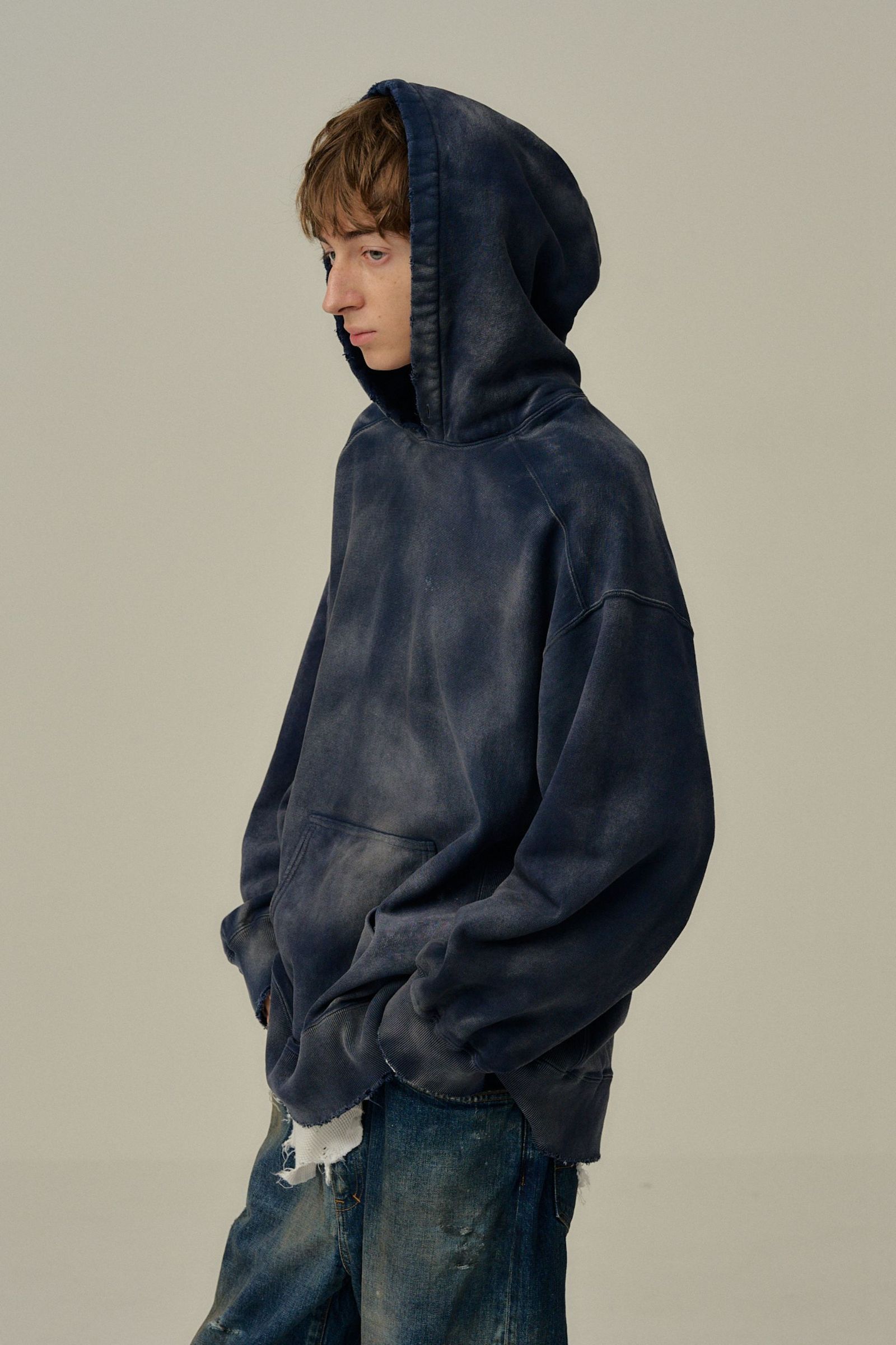 [ラスト1点] SWITCHING HOODIE | D.PURPLE | フーディー