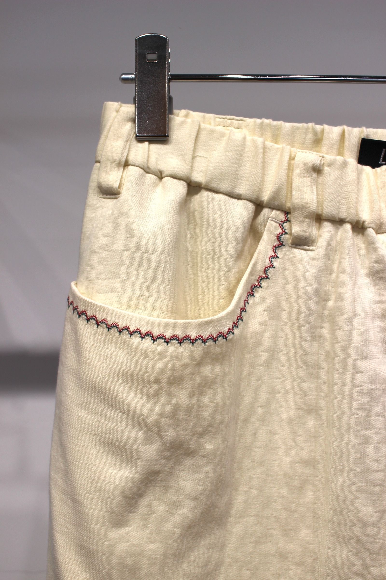 Nonsectarian Pants | OFF WHITE | イージースラックス