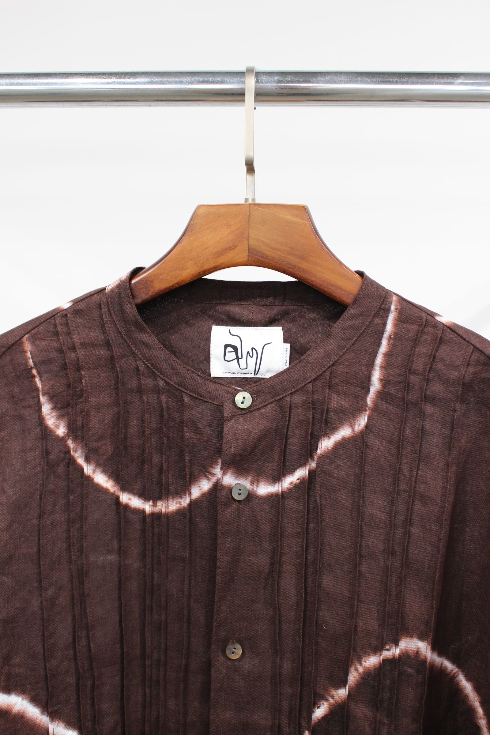 PIN TUCK LINEN SHIRTS/シャツ