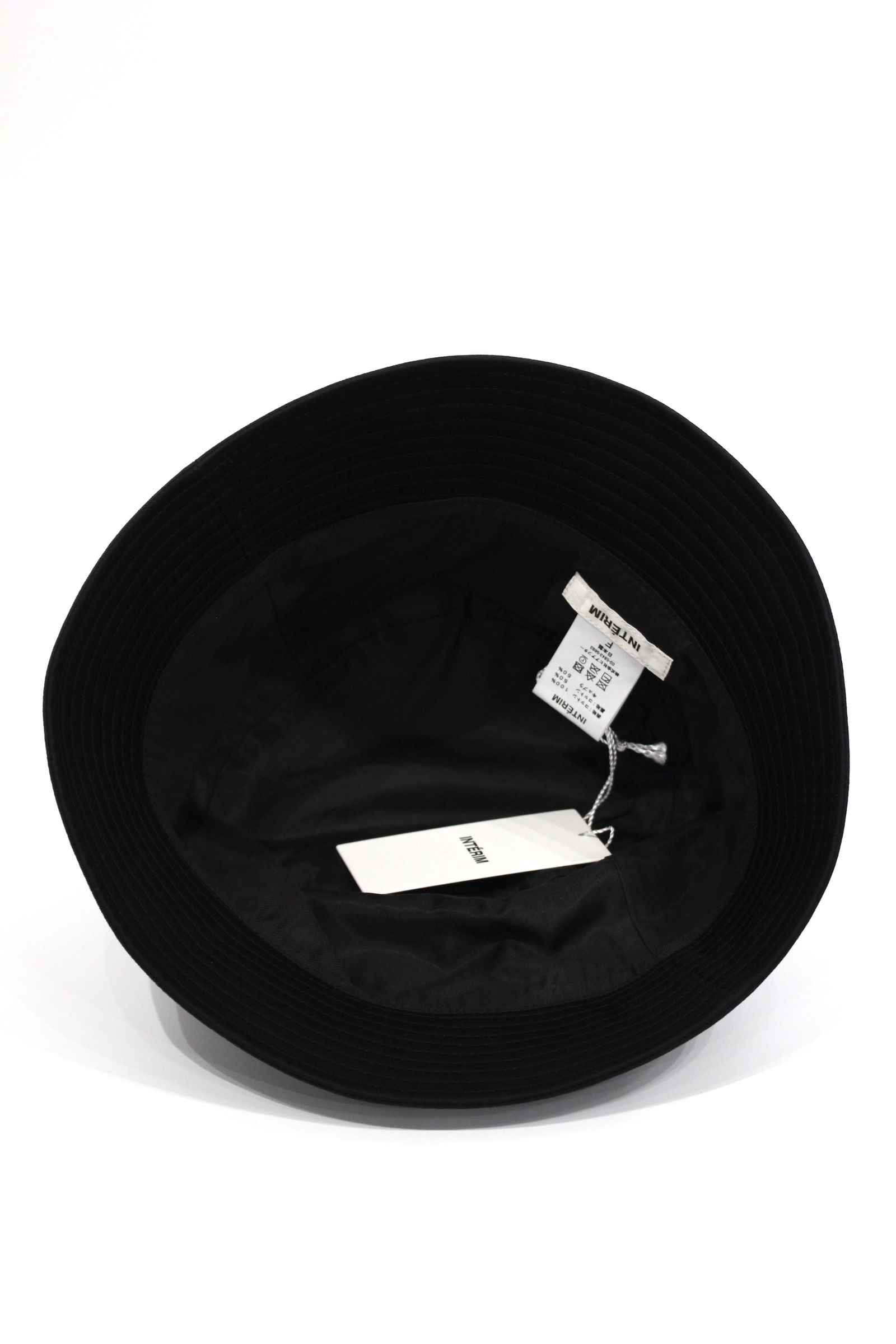 GIZA BACK SATIN BUCKET HAT/BLACK