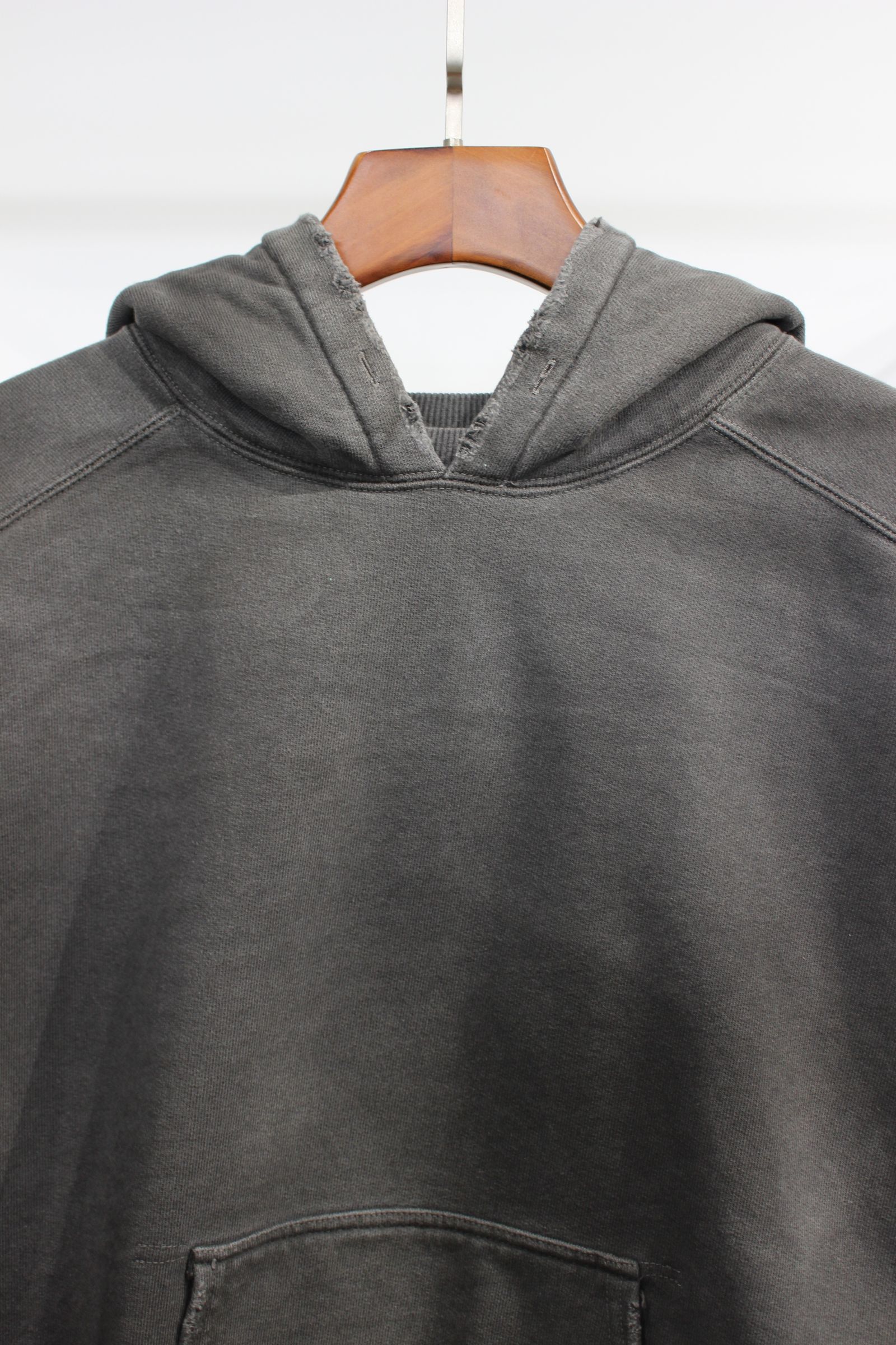 DYED DAMAGE HOODIE | BLACK | フーディー