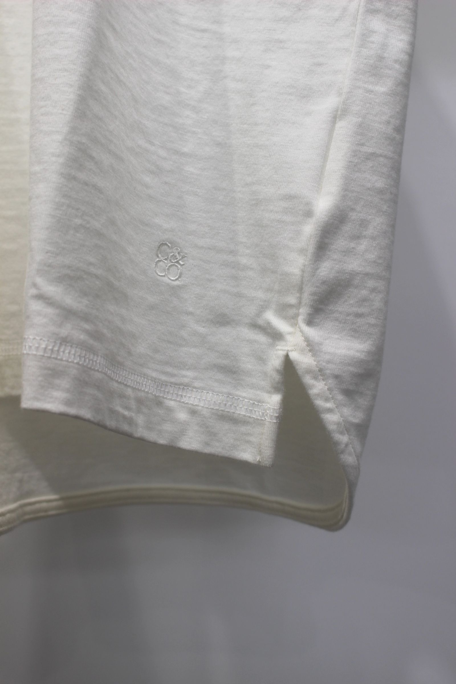 BASIC COTTON CREW-NECK TEE | WHITE | カットソー