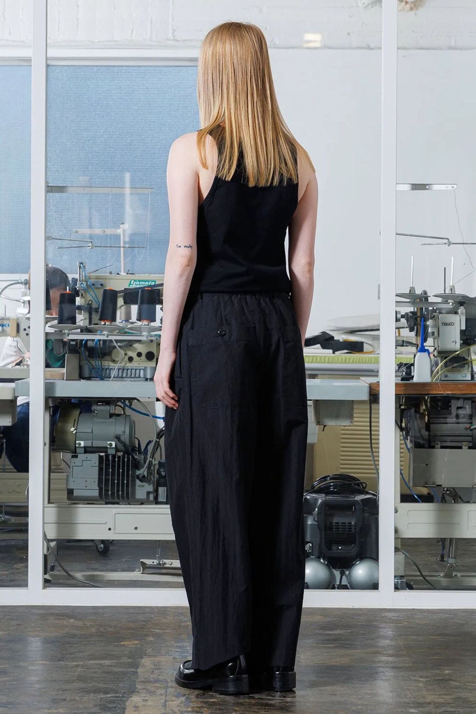 SUPIMA COTTON x NYLON TYPEWRITER Easy Wide Pants | BLACK | ワイドパンツ