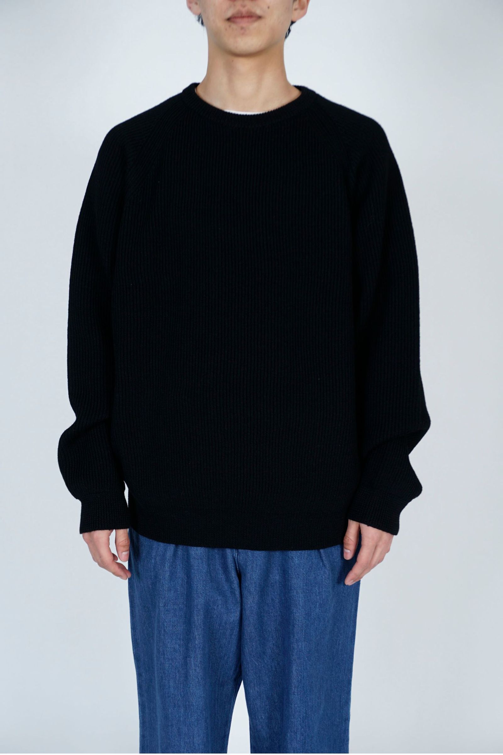 SHETLAND WOOL LOW GAGE CREW NECK KNIT/BLACK