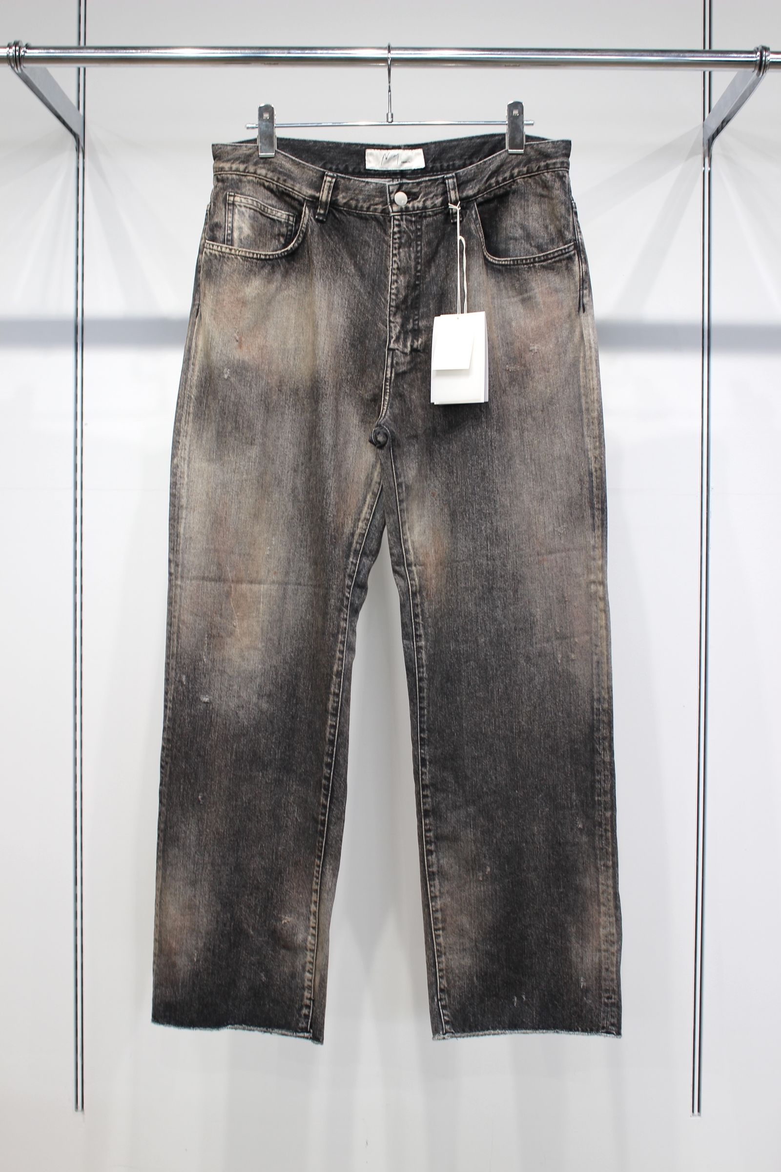 CUT-OFF LENGTH DENIM PANTS | BLACK | デニムパンツ