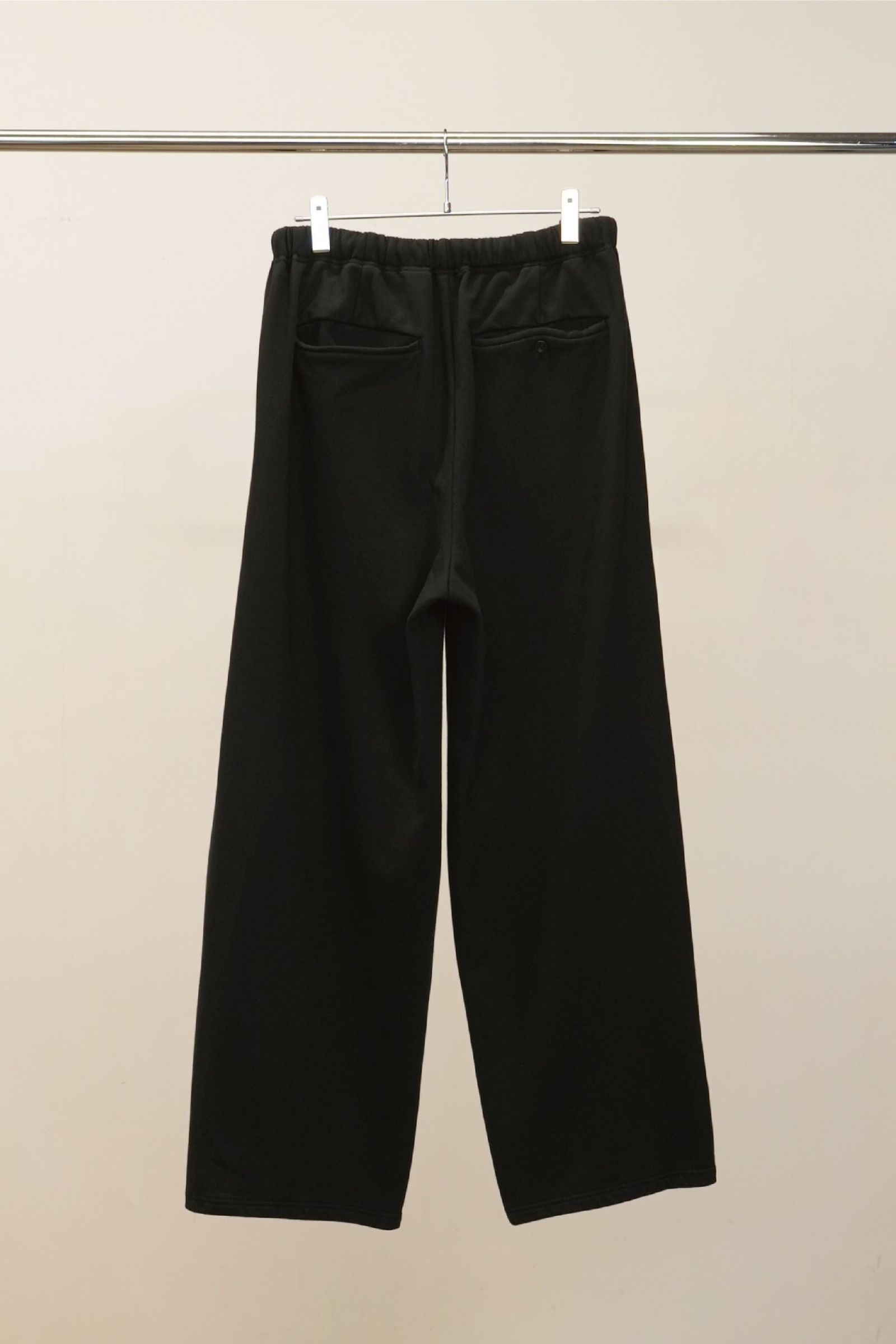 2TUCK SWEAT PANTS | BLACK | スウェットパンツ