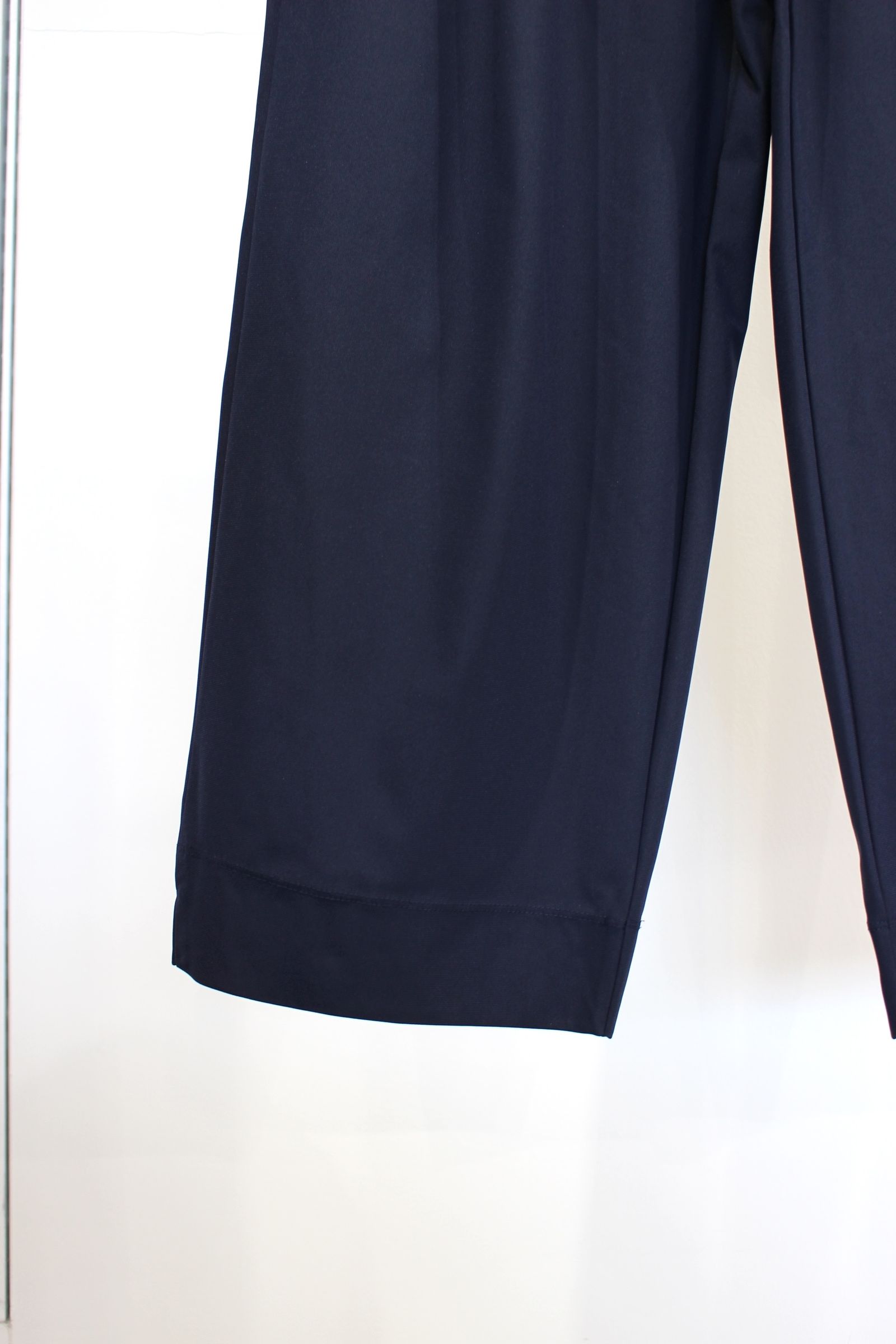 SORONA® TRICOT WIDE PANTS -solid- | NAVY | パンツ