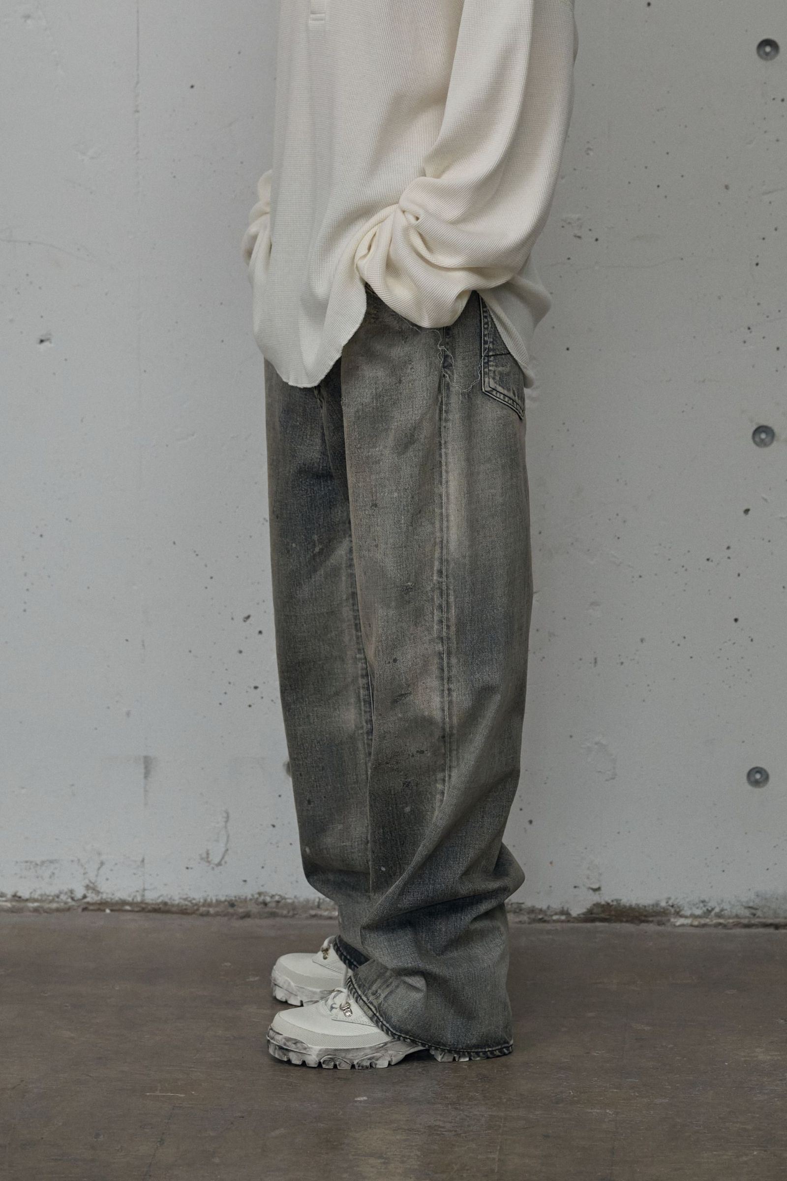 #01 MIDTAPERED 5P DENIM PANTS | BLACK | デニムパンツ