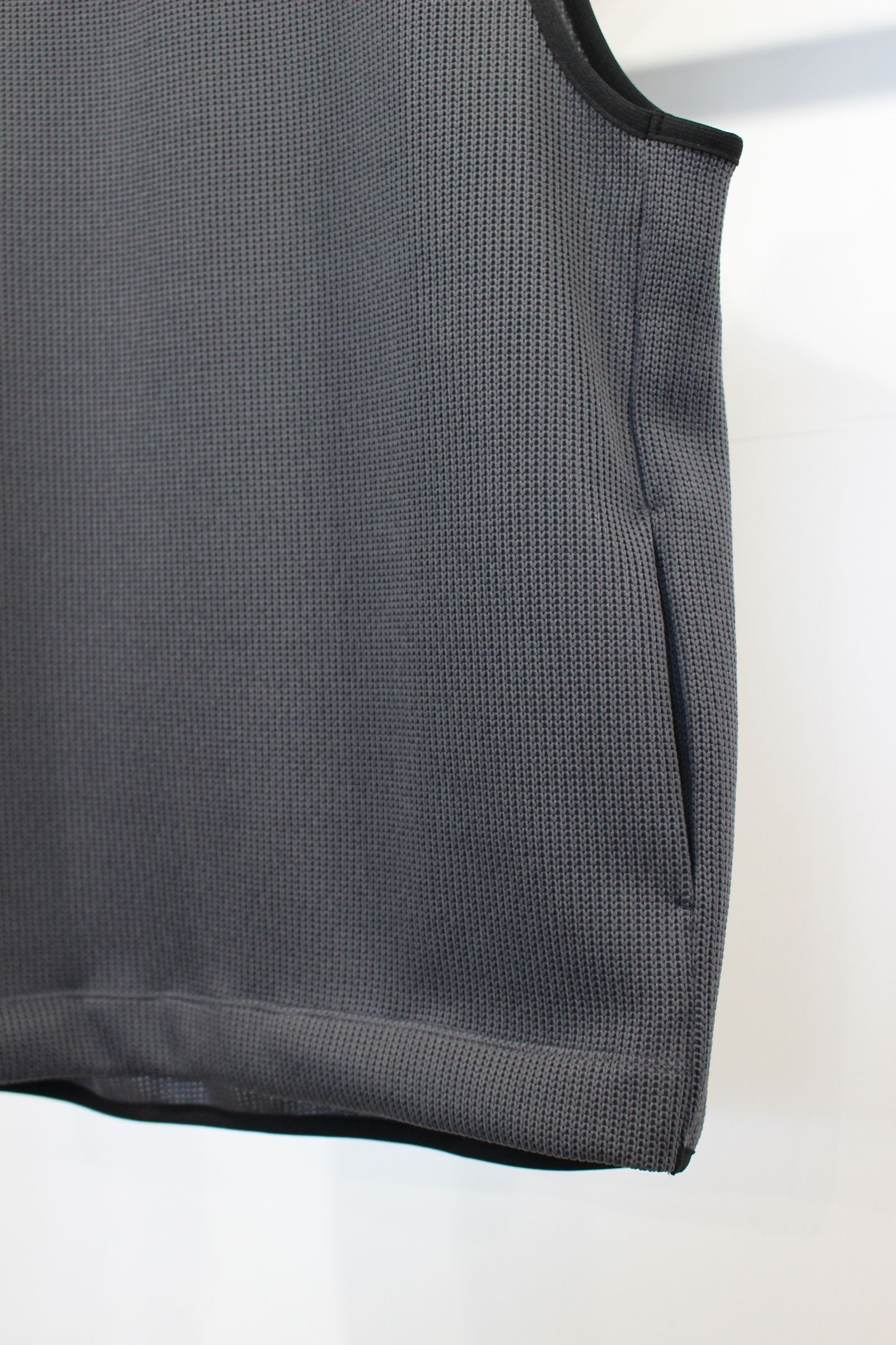 DRY KNIT VEST/GRAY