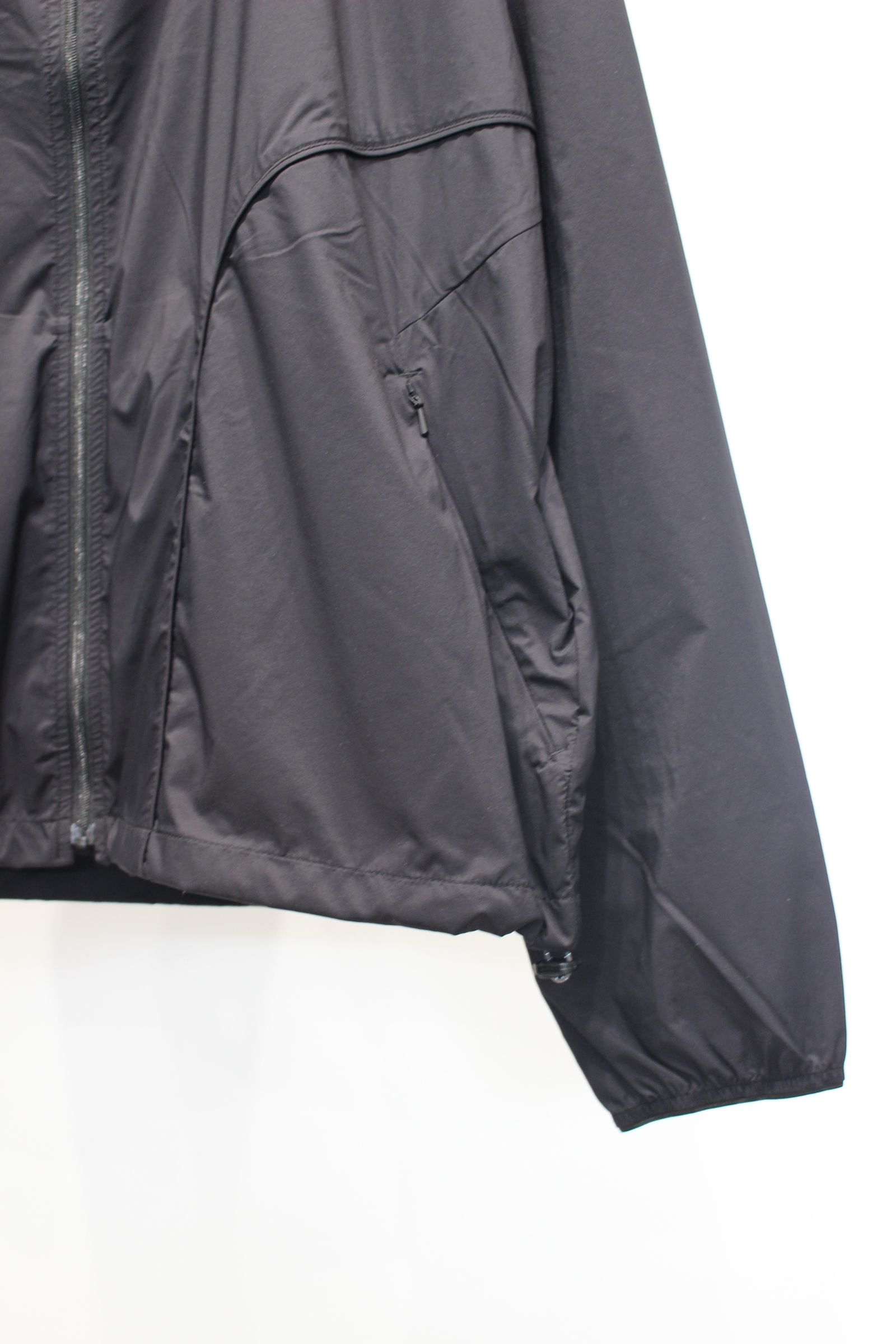 STOWABLE LIGHTWEIGHT JACKET | Black | ストウアブル ライトウェイト ジャケット