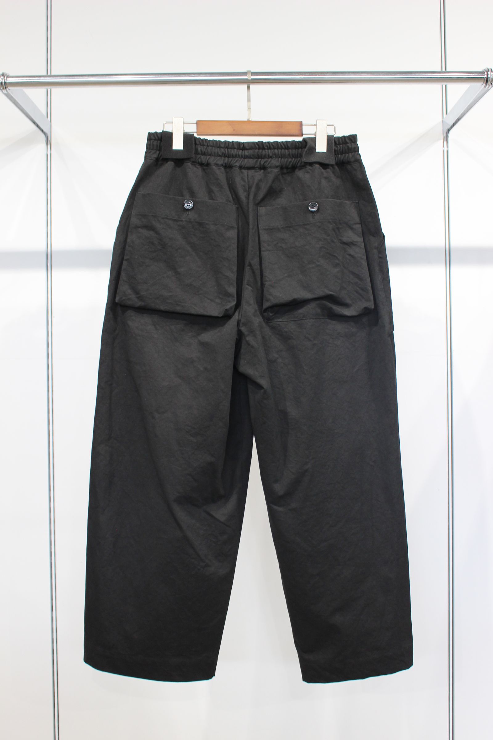 SUN DRYING LIGHT HAND TWIL Wide Tapered Easy Pants | BLACK | ワイドテーパードパンツ