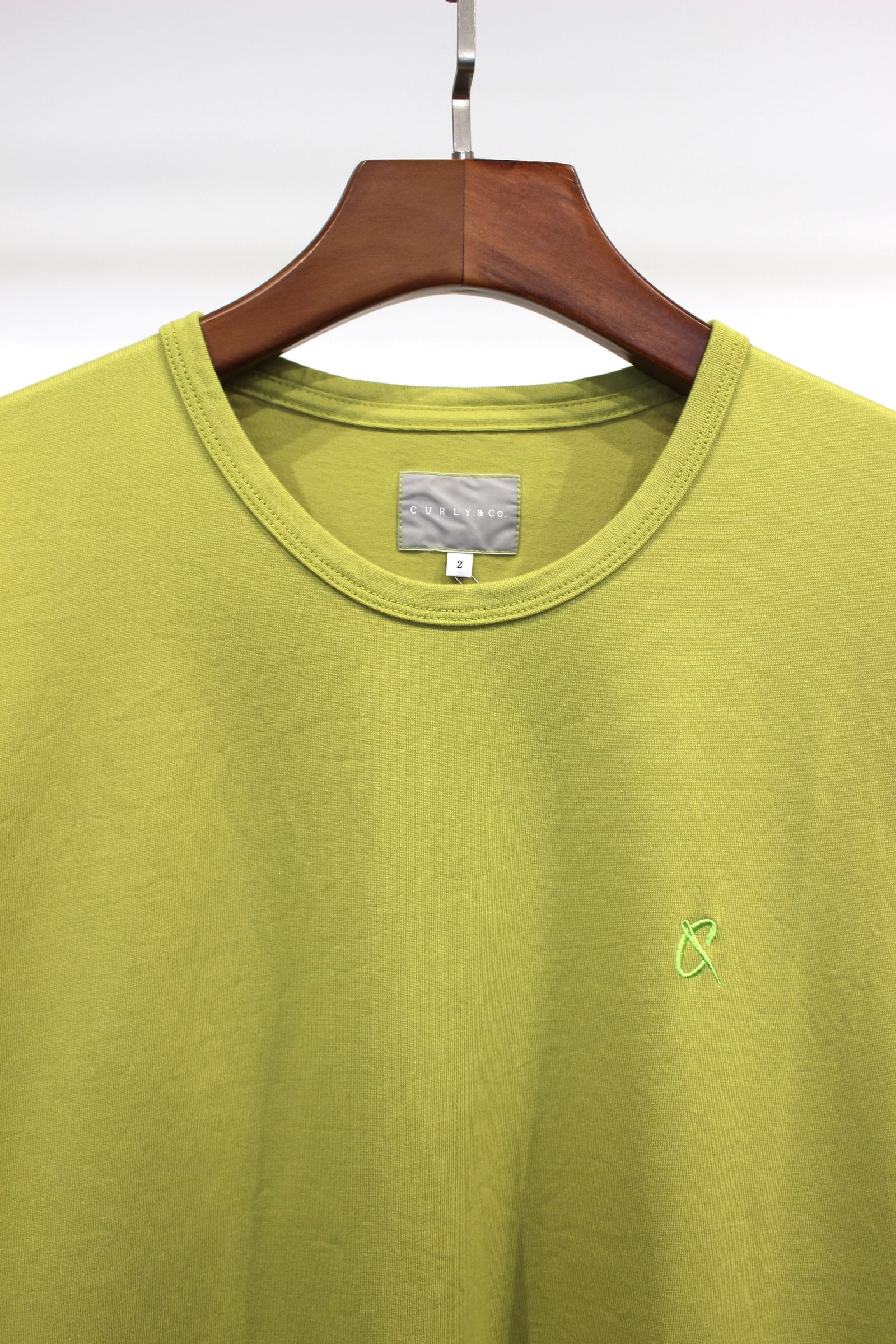 EMBROIDERY S/S TEE | LIME | Tシャツ