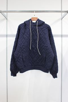 QUILTED JACQUARD PULLOVER HOODIE | NAVY | パーカー