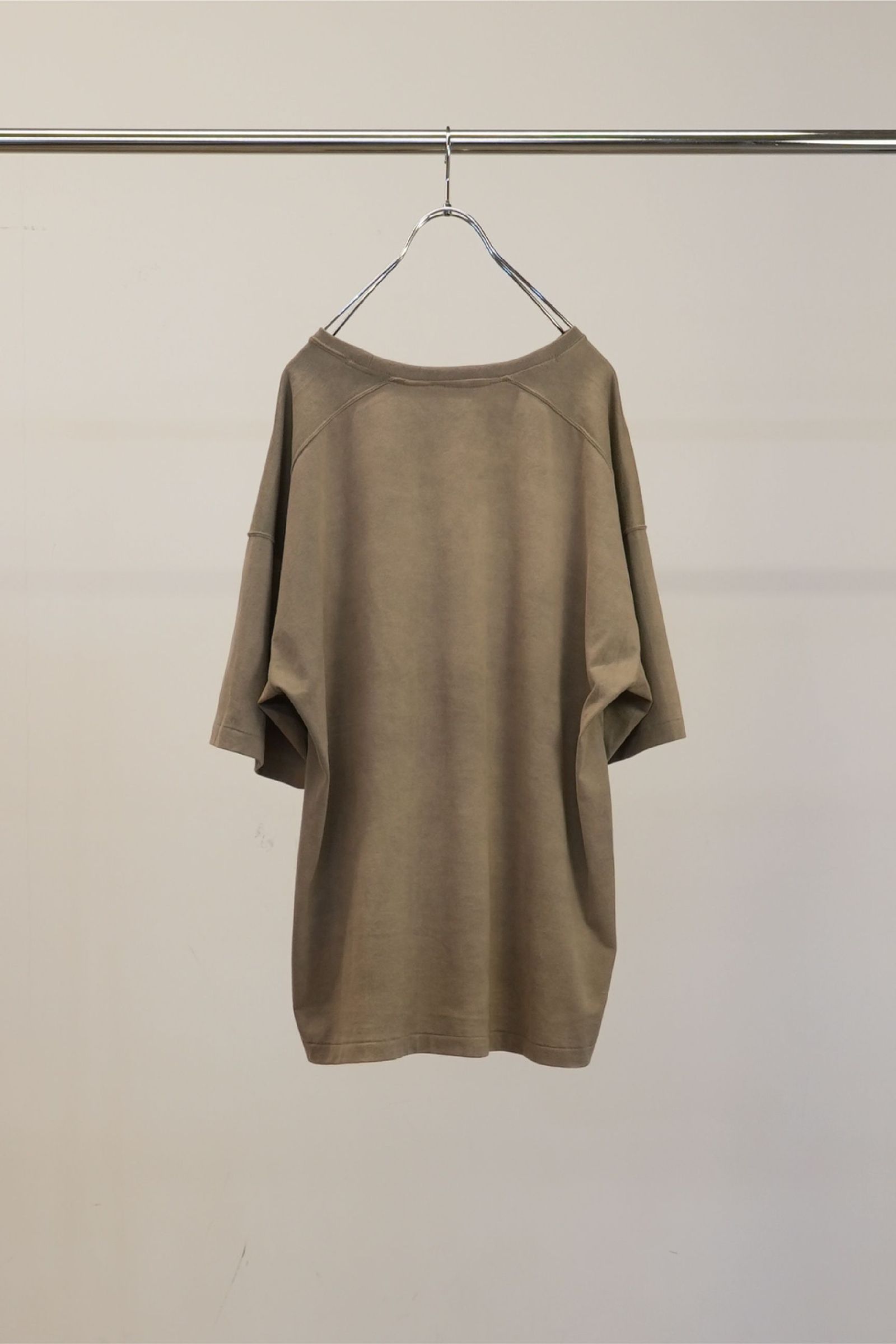 [ラスト1点] UNEVENNESS SS | SAND | カットソー