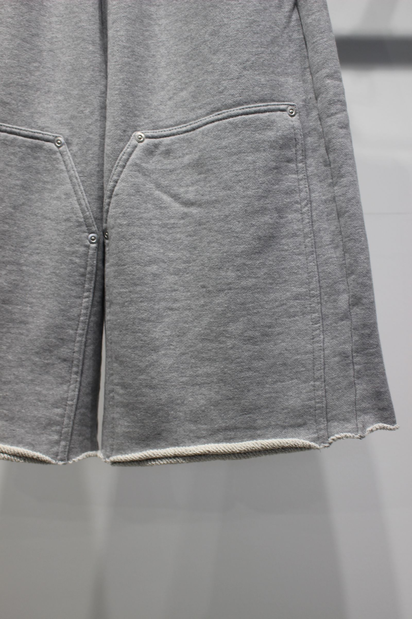3/4 DOUBLE KNEE SWEAT PANTS | HEATHER GRAY | ショートパンツ