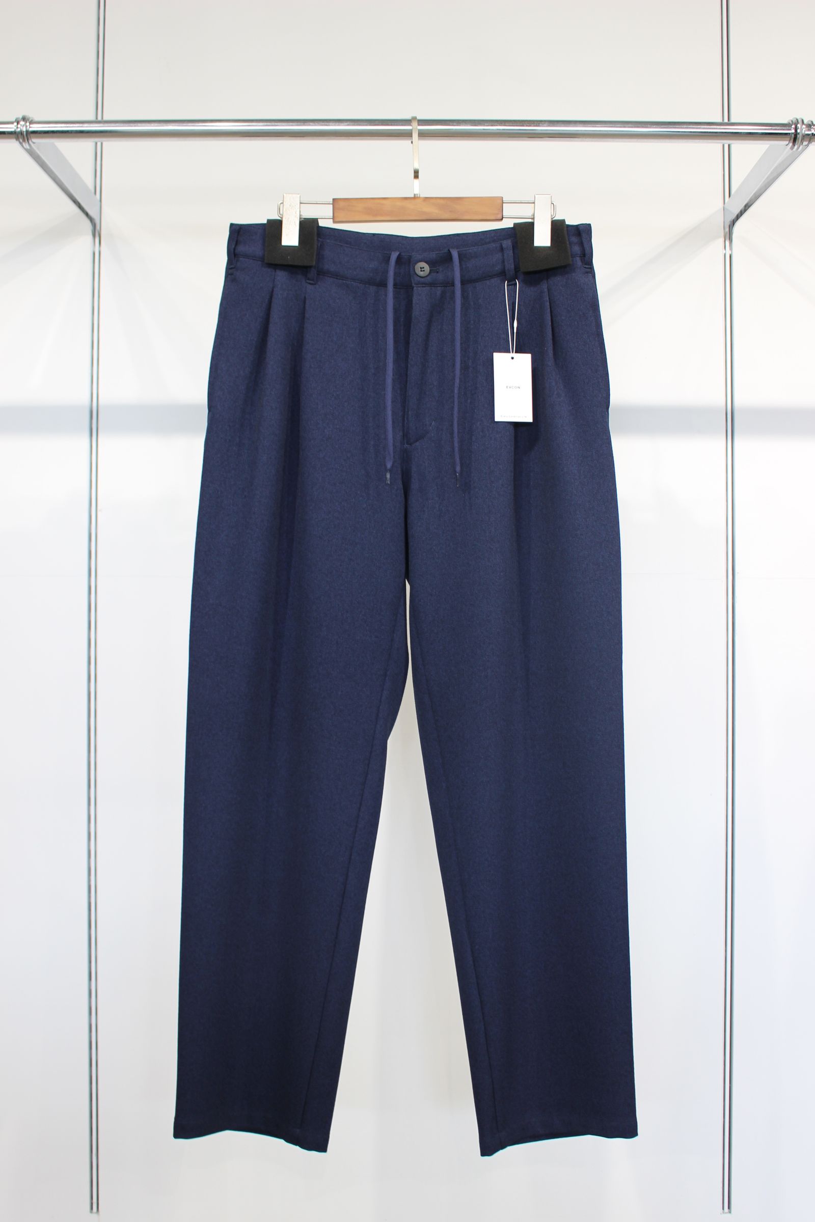 [ラスト1点] 2TUCK EASY TROUSERS | NAVY | スラックス