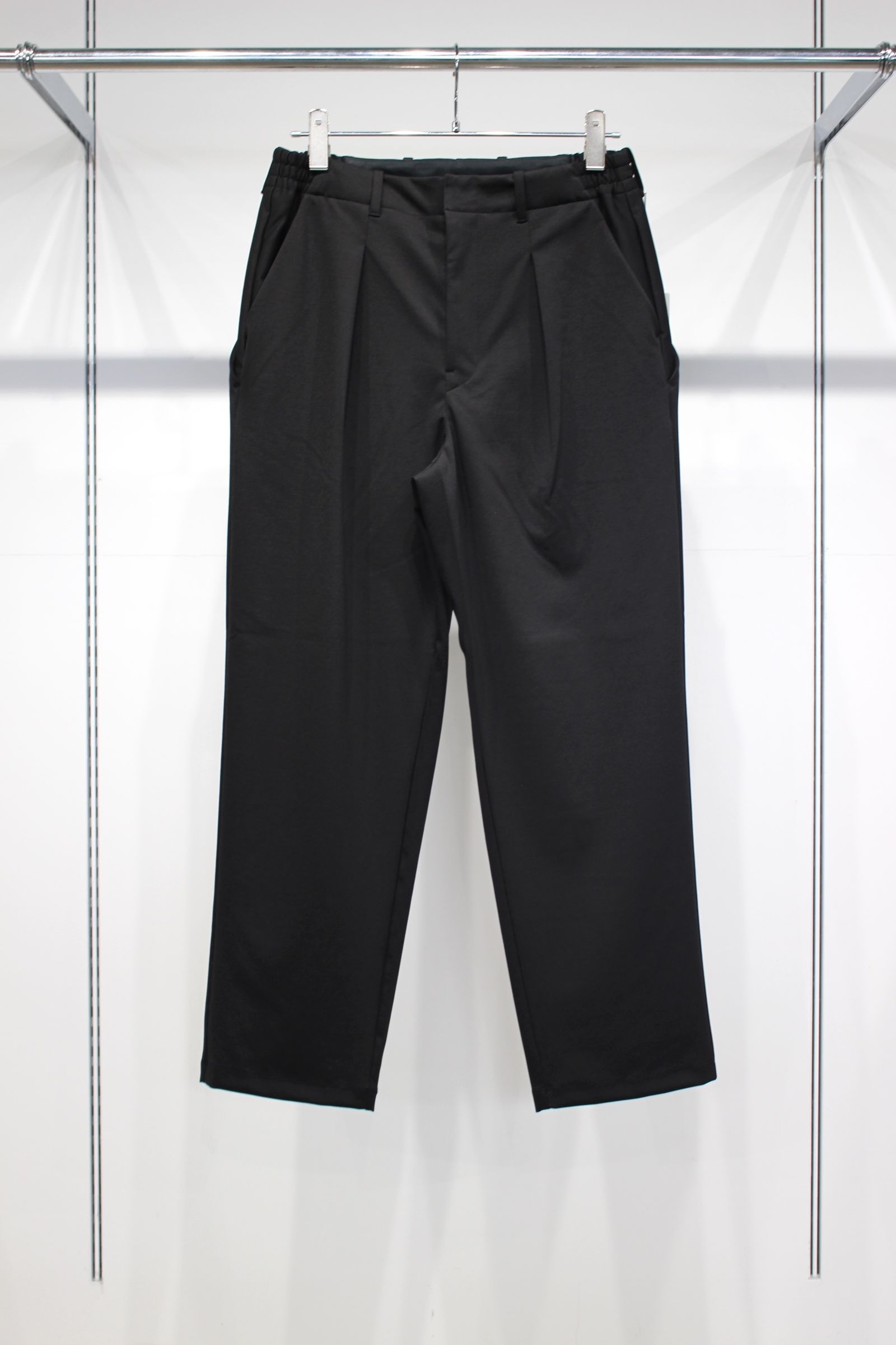 PONTE ROMA MIRROR POCKET PANTS | BLACK | テーパードパンツ