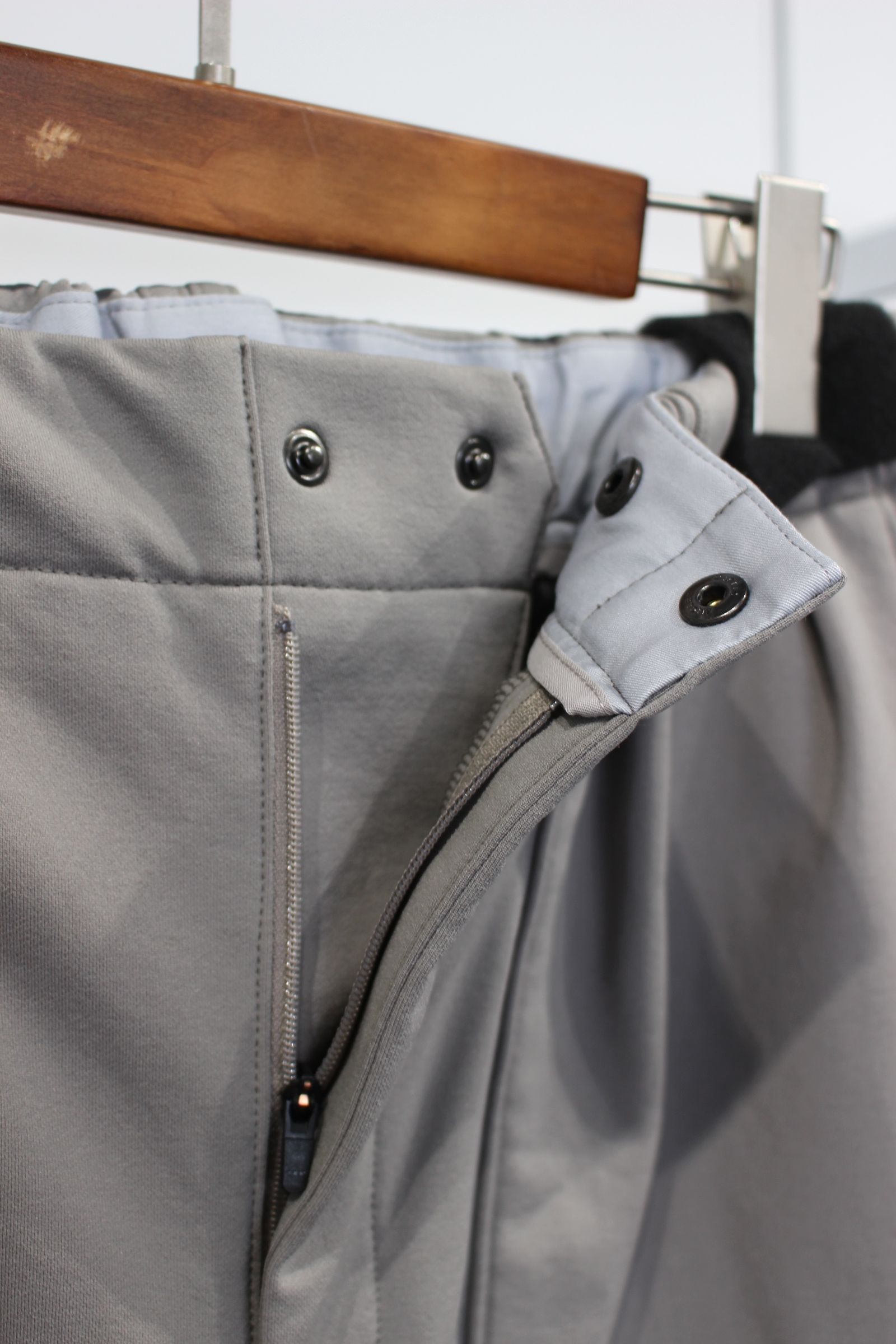 FRENCH TERRY HEM TUCK PANTS | STEEL GRAY | パンツ