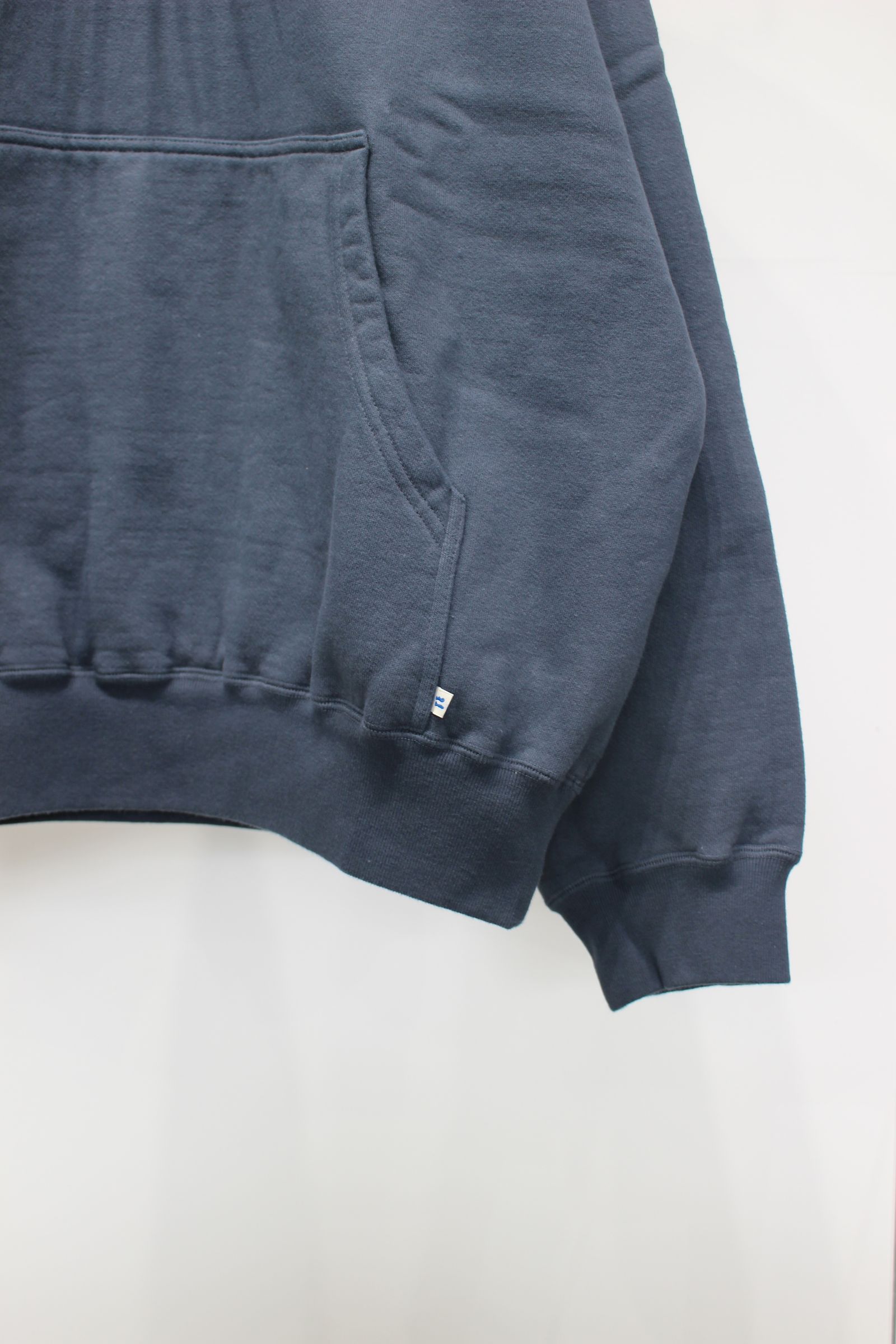 Solid Hoodie | CHARCOAL | フーディー