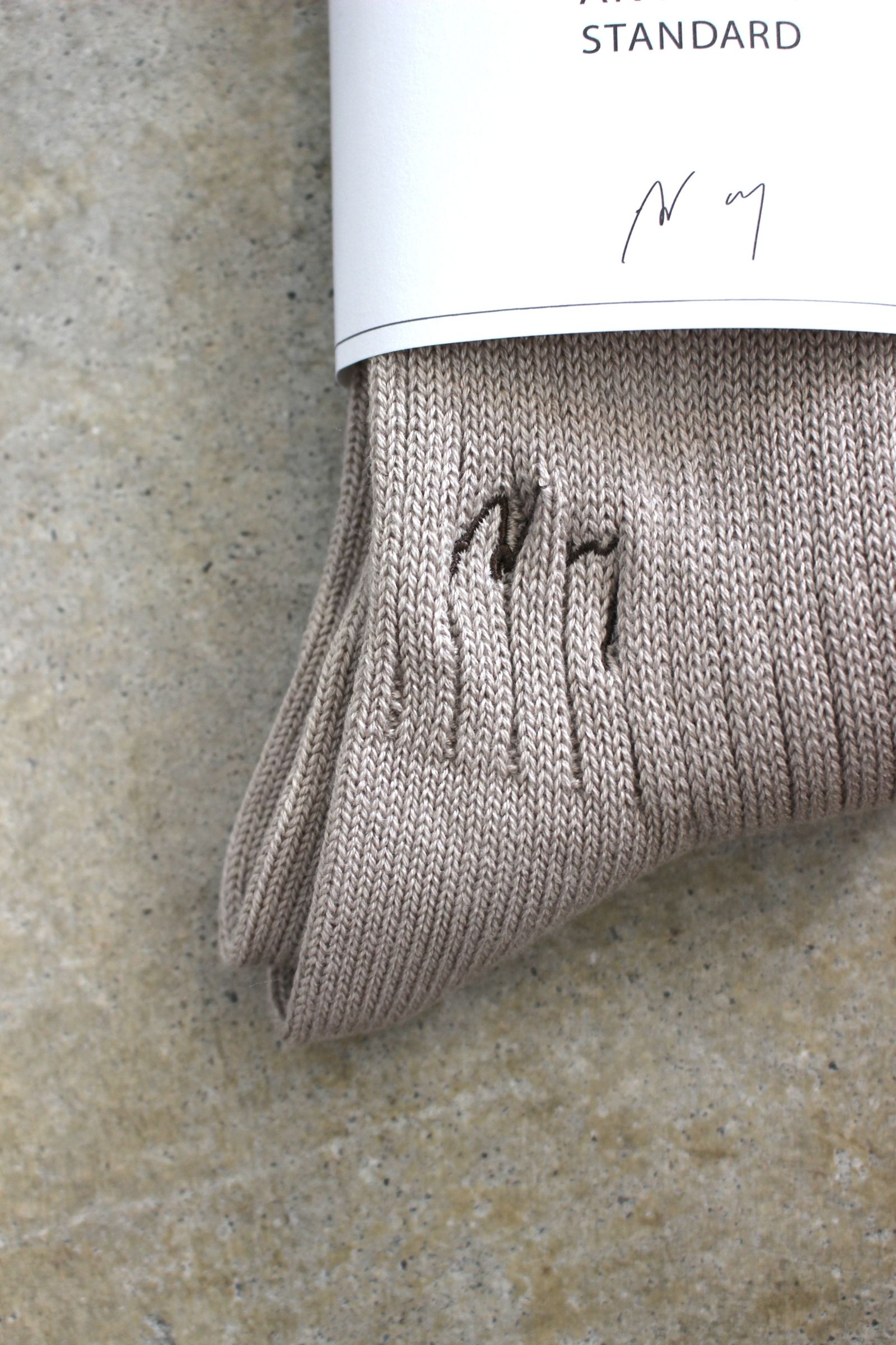 LOOSE SOCKS | BEIGE | ソックス