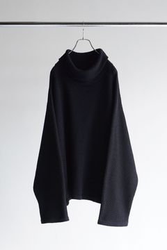 CHAIN KNIT HI-NECK LS T-SHIRT/BLACK