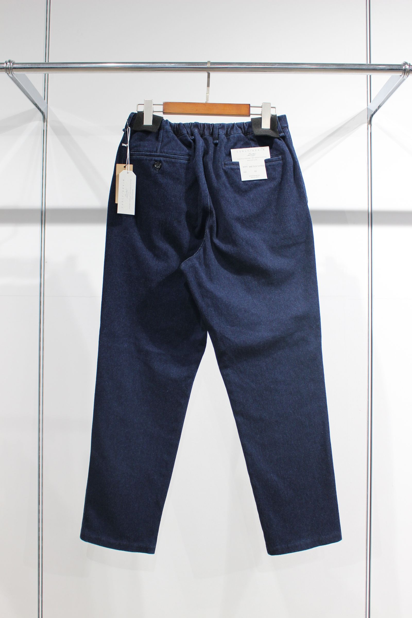 DENIM 1TUCK EZ TAPERED SLACKS -INDIGO- | INDIGO | ニットデニム