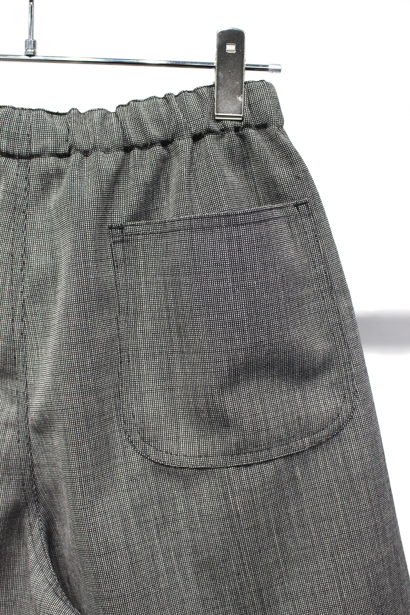 WOOL END-ON-END SUITING HYPER BIG TRAINING EASY SHORTS | BLACK | イージーショーツ