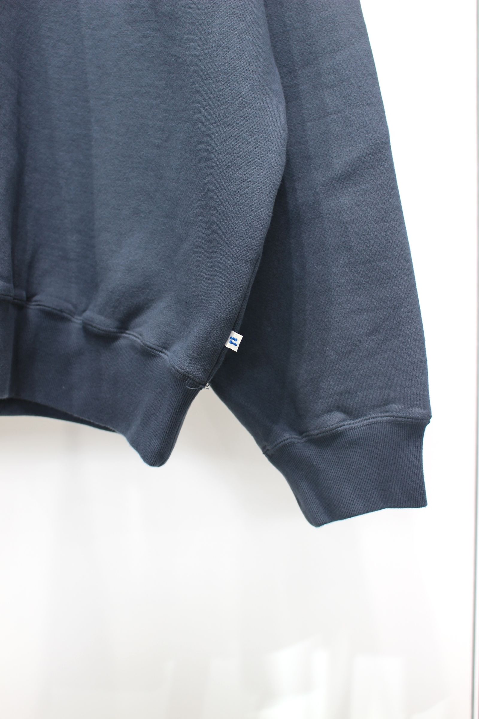 Solid Sweatshirts | CHARCOAL | スウェット