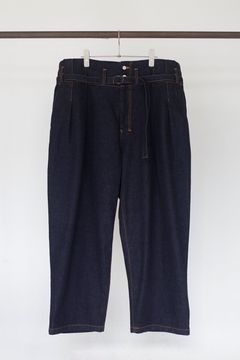 BELTED DENIM TUCK WIDE PANTS/INDIGO