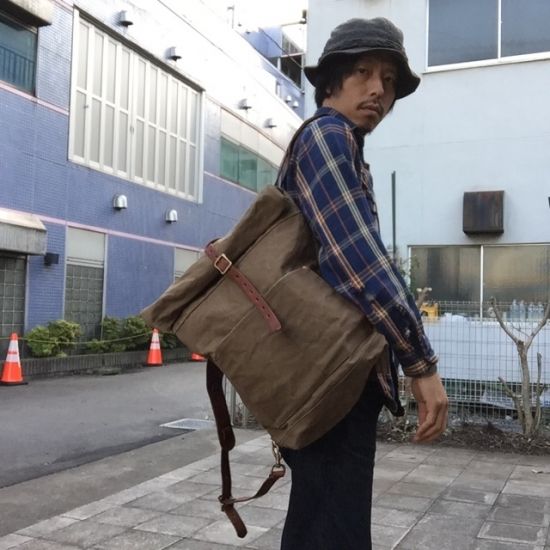 VASCO (ヴァスコ)レザー×キャンバス ロールトップリュックサック カーキ