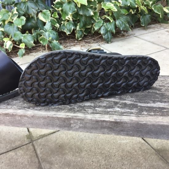 PLUSON SHOE SUPPLY(プラソンシューサプライ) / OVERLAPPED LEATHER SANDAL ブラック
