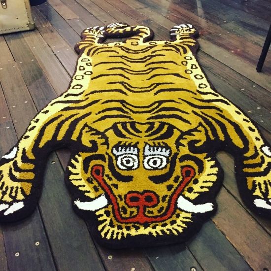 【GAIJIN MADE チベタンタイガーラグ Mサイズ】