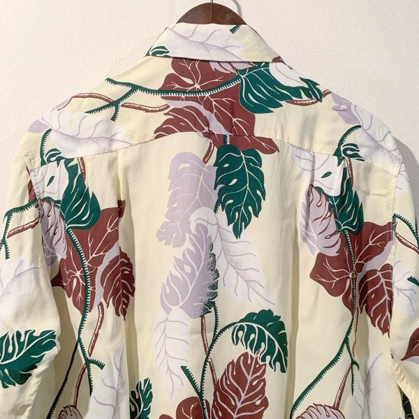 デューク・カハナモク / DUKE KAHANAMOKU(SPECIAL EDITION) / MONSTERA L/S クリーム
