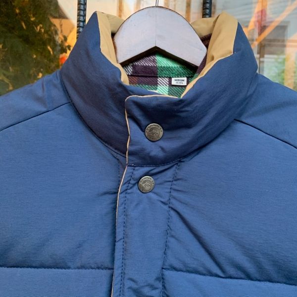 マウントレイニアデザイン Mt.RAINIER DESIGN / オリジナルリバーシブルダウンベスト Dネイビー