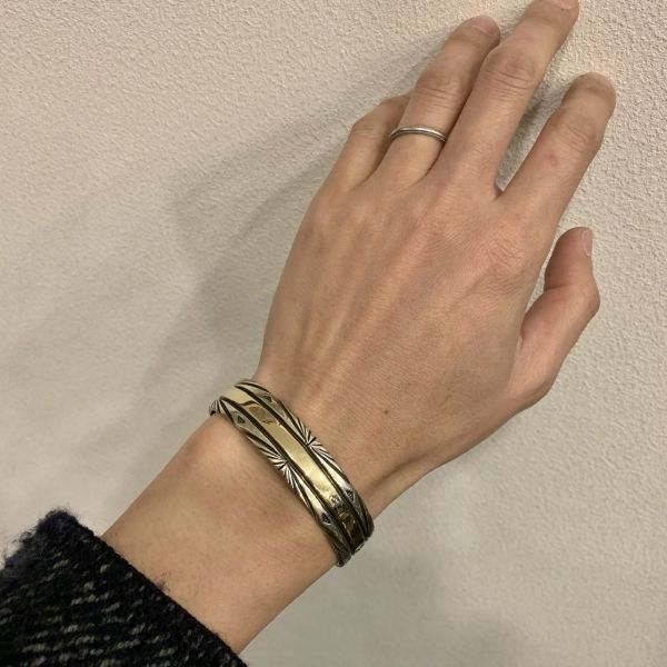 Bruce Morgan(ブルース・モーガン)14K+シルバー スタンプバングル サンバースト