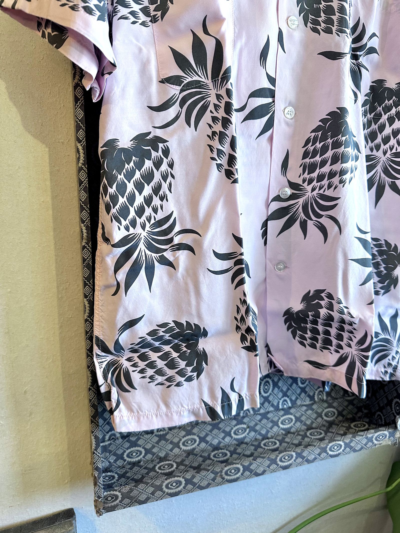 デュークカハナモク 半袖 レーヨン DUKE'S PINEAPPLE Mサイズ SUNSURF】サンサーフ・DUKE KAHANAMOKU(デュークカハナモク)半袖
