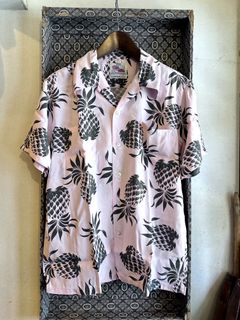 DK36201 / デュークカハナモク/ SPECIAL EDITION “DUKE'S PINEAPPLE” 半袖 / アロハシャツ / ハワイアン/ スペシャル / パイナップル柄 / ピンク (165)