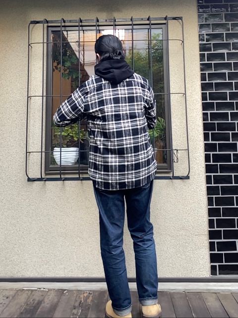 STYLE NO. 21 ヘビーネルシャツをジャケット代わりに