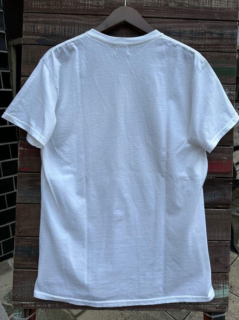 TED’S BAKERY グラデーションロゴ Tシャツ / ホワイト