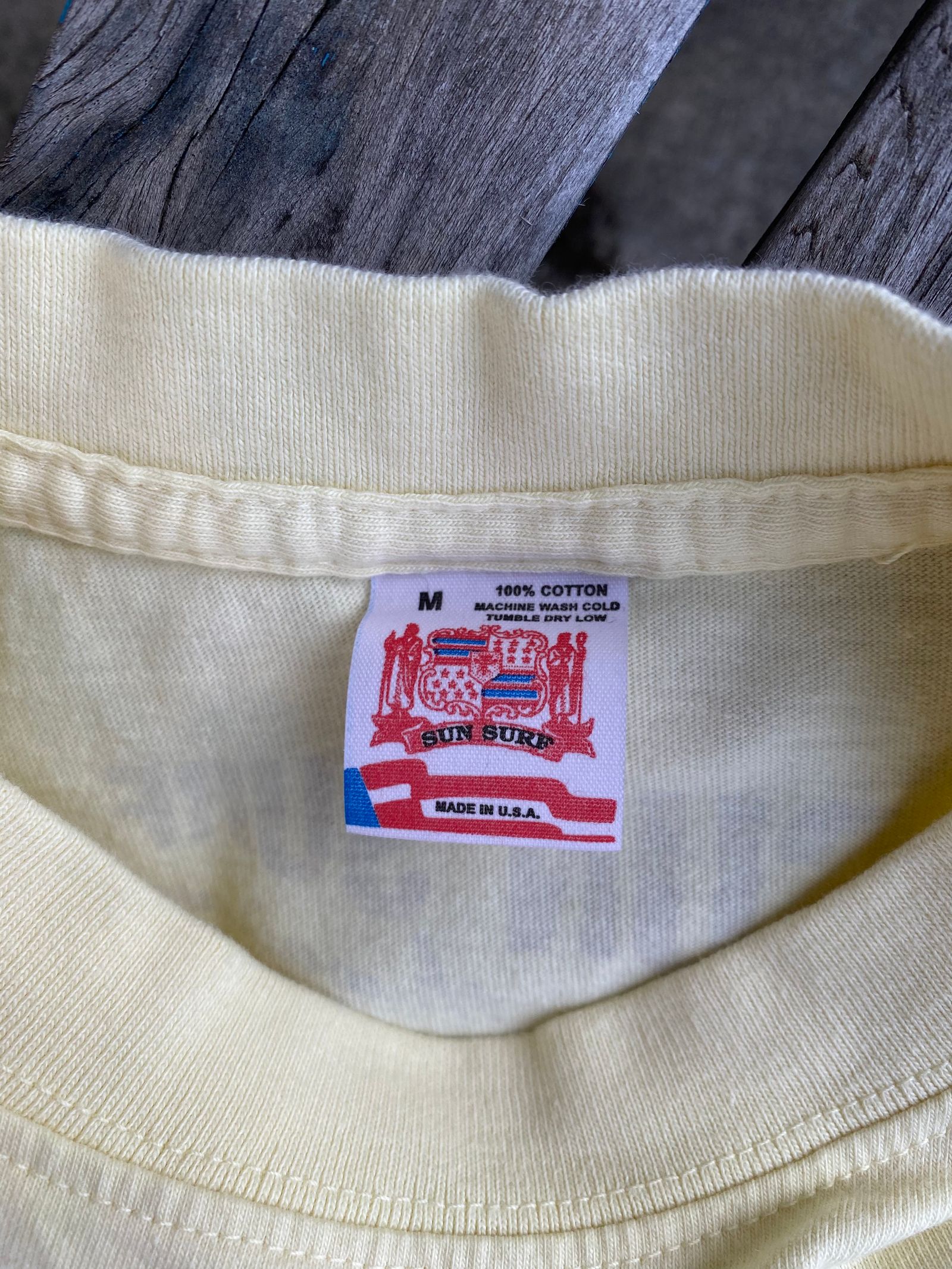 SUN SURF × PEANUTS S/S T-SHIRT / スヌーピーTシャツ ”ALOHA HAWAII” / SS78753 / イエロー(155)