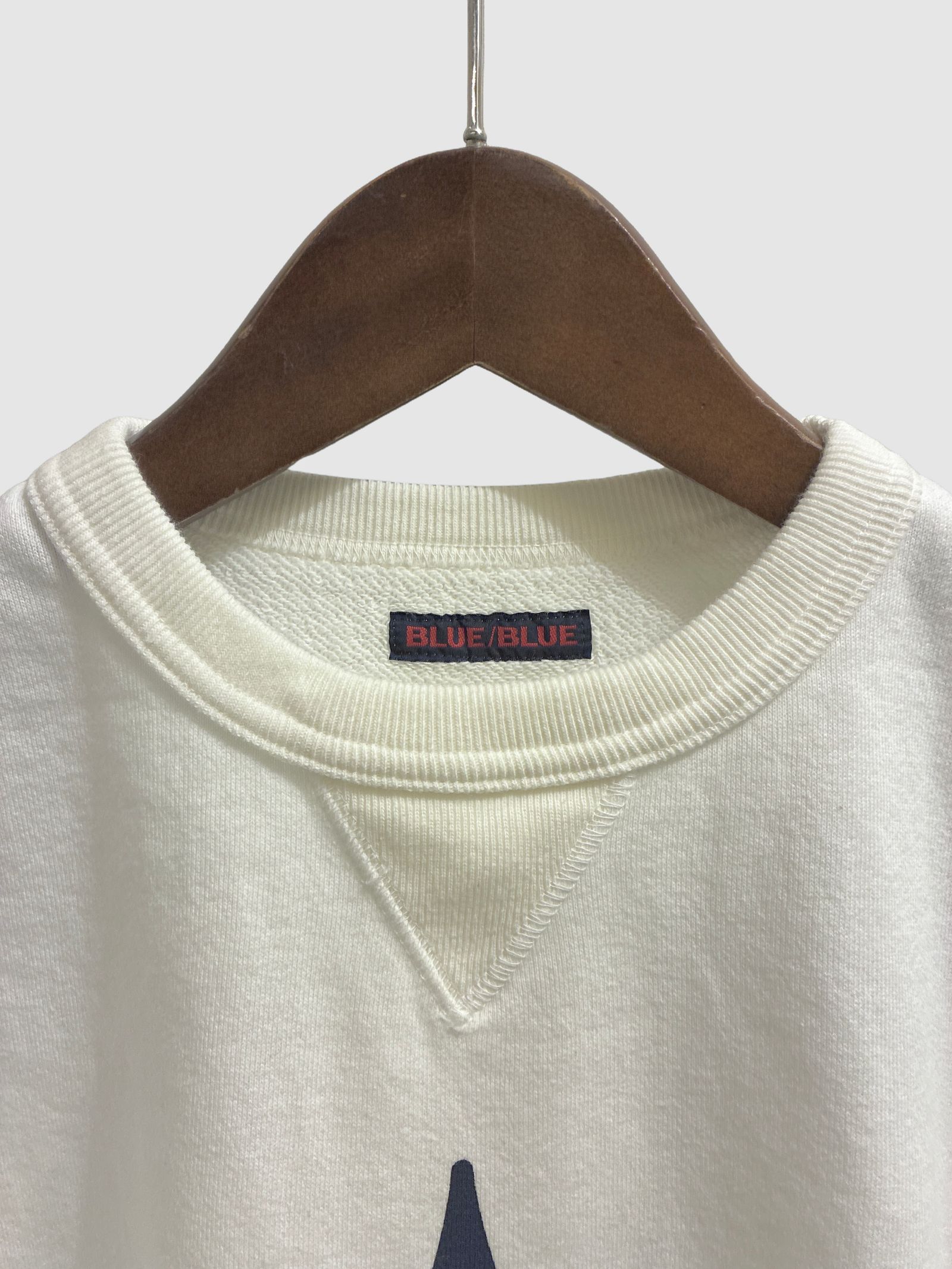 BLUE BLUE インディゴドロップ BB クルーネックスウェット/ ホワイト / ブルーブルー