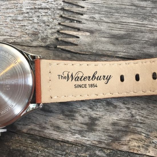 TIMEX Waterbury Red Wing Shoe Leather 38mm