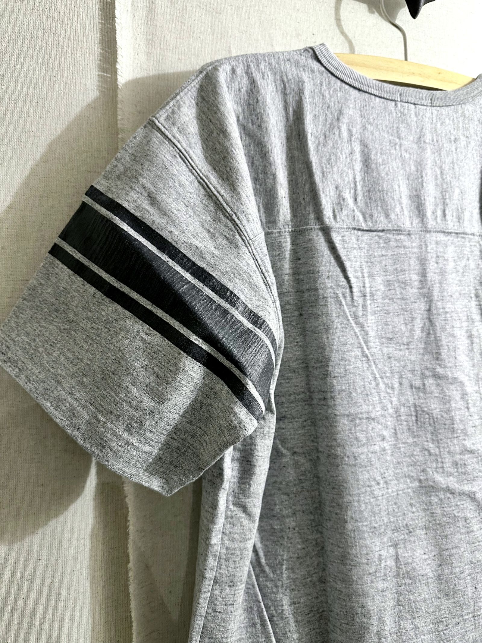 WHITESVILLE / ホワイツビル 14/- HALF SLEEVE FOOTBALL T-SHIRT / 半袖フットボールTシャツ / WV79145 ヘザーグレー(113)